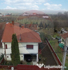 Casa de vanzare, 4 camere, zona Central Huedin