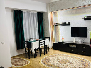 Central apartament mp , 3 camere, , de inchiriat, palasDin 2008 sustinem Comunitatea Agentiilor Imobiliare din Iasi