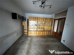 COMISION 0% Apartament 3 camere decomandat in Ploiesti, zona