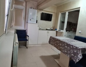 Inchiriez apartament 3 camere