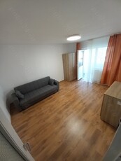 Inchiriez apartament cu 3 camere in mun. Miercurea Ciuc.