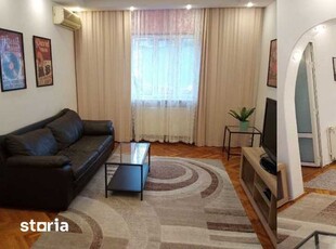 Particular, vand apartament in zona Titulescu – A.I.Cuza