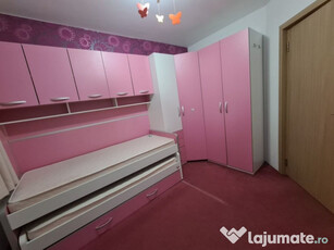 Se inchiriaza apartament cu 3 camere, Piata Victoriei