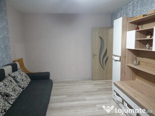 Apartament 2 camere decomandat - zona Astra