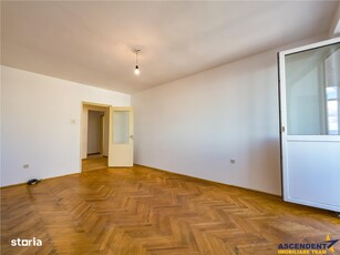 Apartament 3 camere | stradal Bd Unirii - Piata Alba Iulia | bucatarie