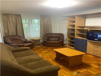 Apartament 3 camere cu centrala proprie de vanzare Crangasi