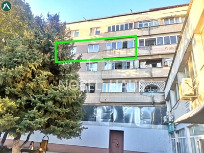 Apartament 3 camere, ultracentral – Piata Victoriei – Hotel Moldova, etajul 3