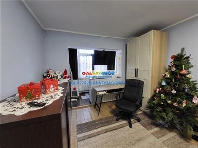 Apartament decomandat, renovat, 2 bai, metrou 1 Decembrie 5 min.