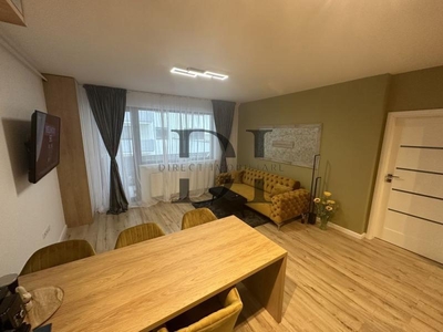 Apartament la chieie / Zona Parcul Poligonului