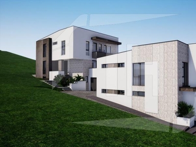 Teren 2011 mp cu autorizatie pentru duplex, ideal investitie