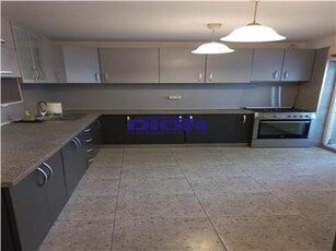 APARTAMENT 4 CAM RENOVAT, DRISTOR VITAN