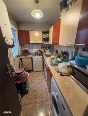 Apartament cu 2 camere decomandat - circular, etaj intermediar - Podu