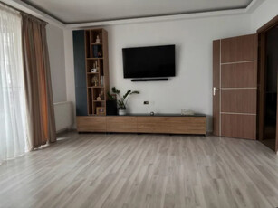 Apartament cu 3 camere