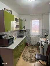 Vand apartament+ garaj