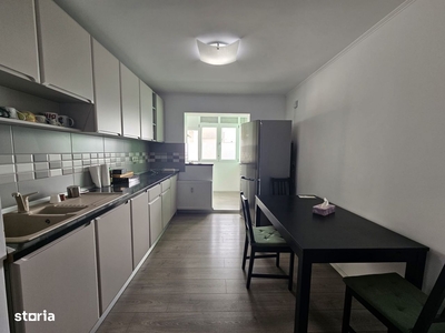 Apartament de vanzare 4 camere, Str Istriei, Metrou Dristor, sector 3