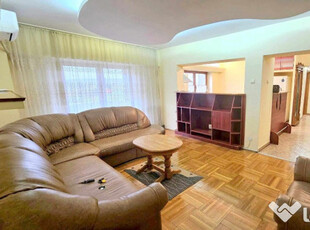 Apartament 3 camere INDEPENDENTEI FUNDATIE