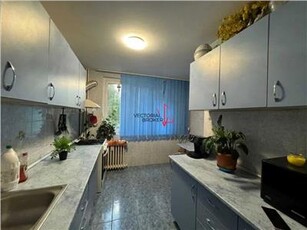 Apartament 3 camere Titan Piata Minis