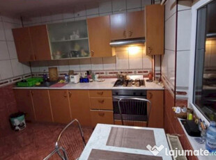 Apartament de 3 camere ( 300 M Metrou )-Obor