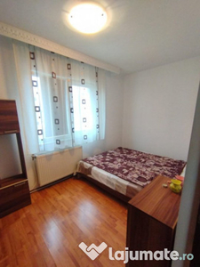 Apartament 2 camere etaj 1 fara risc seismic Podul Ros-Splai