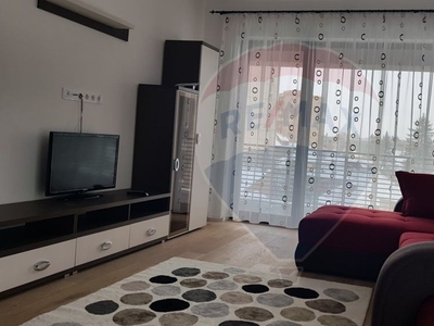 Apartament 2 camere inchiriere in bloc de apartamente Brasov, Centrul Civic