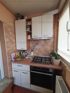 Apartament 3 camere, cu Centrala, Piata Sudului.