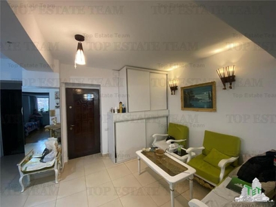 Apartament 3 camere de vanzare Nerva Traian