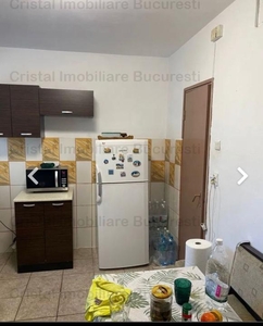 Apartament 3 camere, Teiul Doamnei