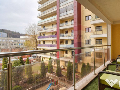 Apartament cu 3 camere în zona Complexul Privilegio Brasov