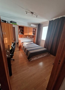 Apartament cu 4 camere si centrala proprie in bloc anvelopat Pacii, Militari