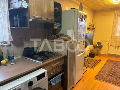 Apartament tip mansarda de vanzare 40mp utili zona Vasile Aaron