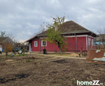 Casa frumoasa la tara Celaru