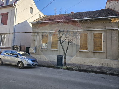 Casavila 3 camere vanzare in Timis, Lugoj, Central