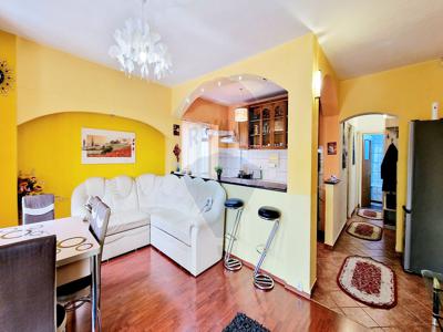 Apartament 3 camere inchiriere in bloc de apartamente Brasov, Central