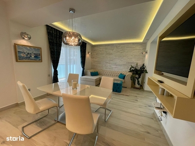 Apartament 2 camere, 110mp2, mobila pe comanda, vedere la mare