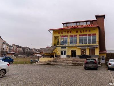 Hotel / Pensiune cu 32 camere-vânzare în Hunedoara, zonă Centrală