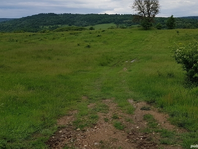 Vând teren în satul Drăghici, comuna Mihăe ti, Jude ul Arge