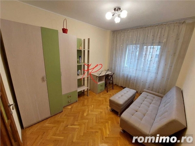 Vanzare apartament 3 camere Teiul Doamnei, mobilat si utilat