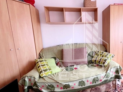 Apartament cu 2 camere,decomandat,centrala proprie,etaj intr,Confectii