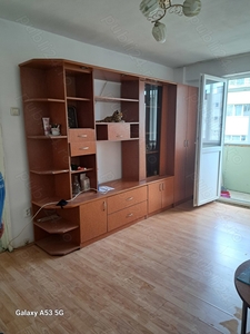 Apartament de închiriat