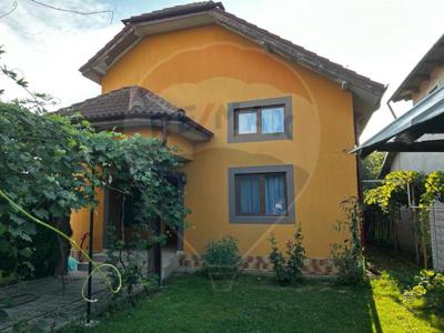 Casa / Vila cu 5 camere de vanzare/Tantareni