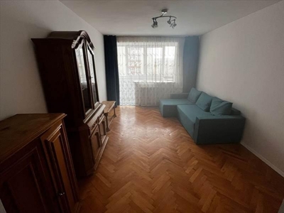 Apartament 2 camere renovat, etaj intermediar Vlahuta, Brasov