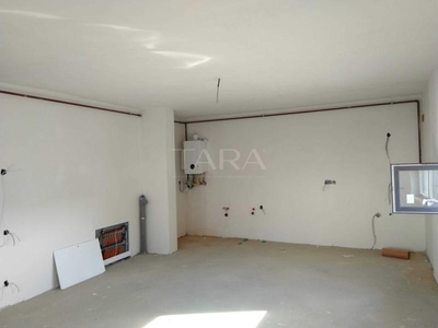 Apartament 3 camere, zona Buna Ziua