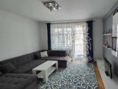 Apartament 4 camere 74 mp-balcon-mobilat, utilat-Zona 1 Decembrie