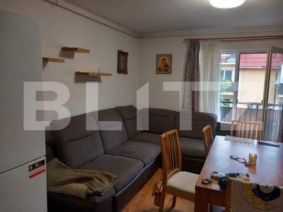 Apartament 4 camere, 80 mp, cu scara interioara, cu parcare