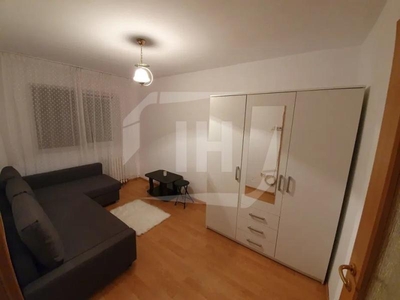 Apartament 4 camere, decomandat, 2 parcari, Zona Mehedinti