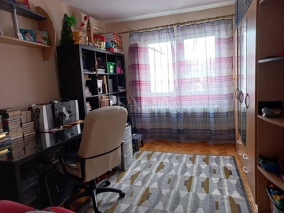 Apartament 4 camere, Manastur, zona Universitatea Bogdan Voda