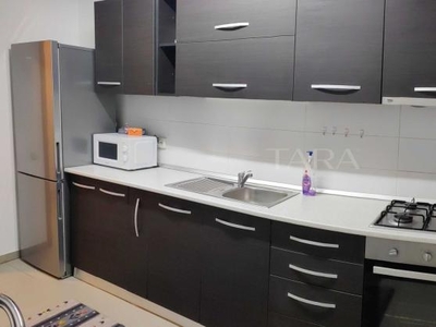 Apartament cu 1 Camera si Parcare Exterioara in Zona Auchan Iris