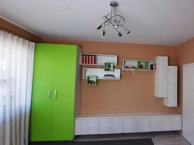 Apartament cu 2 camere de vanzare in Floresti