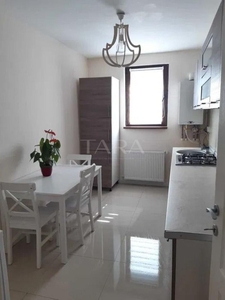 Apartament cu 2 camere de vanzare in Floresti.