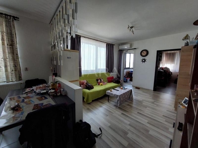 Apartament cu 2 camere in Floresti.